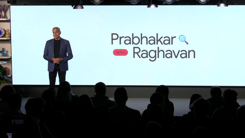Raghavan i paris presenterer Googles Bard AI.