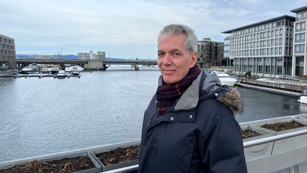 Sverre Gotaas leder Herøya Industripark med over 80 bedrifter og 2500 arbeidsplasser. Han mener partiene på Stortinget nå må gå sammen i et kraftforlik på samme måte som man gjorde med et klimaforlik for noen år siden.