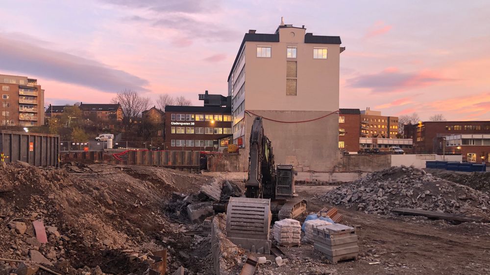To professorer mener dagens byggtekniske forskrift, TEK 17, ikke er god nok om man skal få mer klimavennlige bygg i fremtiden.