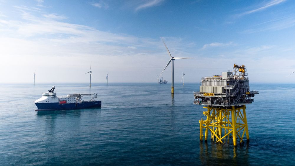 Norske offshorerederier har brukt sine avanserte skip til havvindoppgaver i over ti år. Bildet er fra Buchan i Skottland.