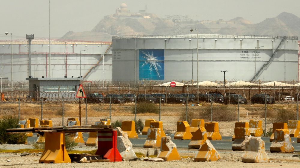 Et oljeanlegg i Jiddah i Saudi-Arabia. Krigen i Ukraina har ført til gode tider for landets oljeindustri.