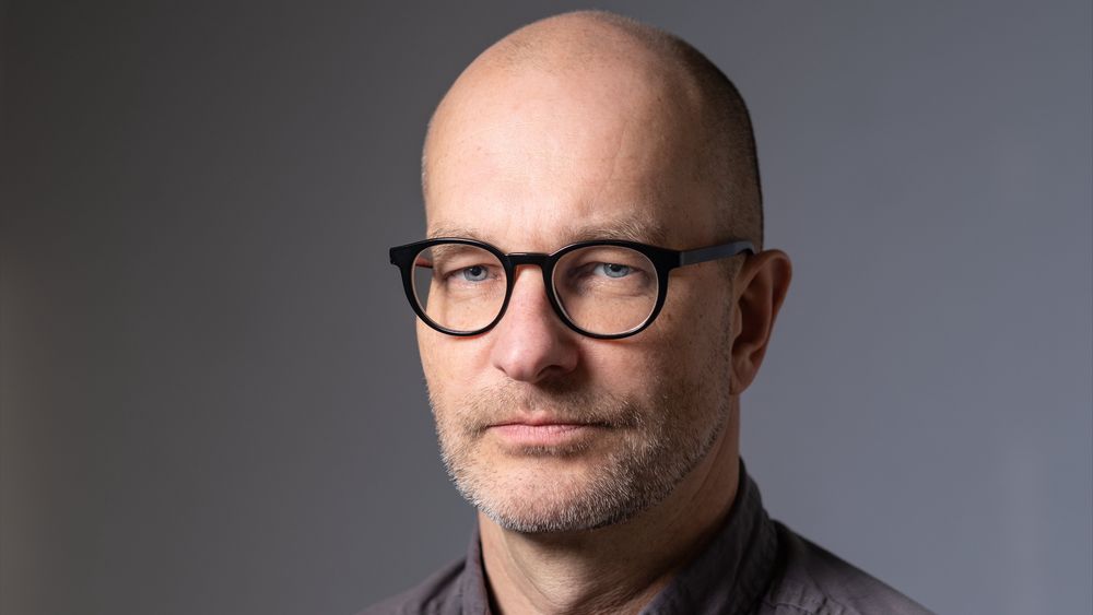 Skytjenester og virtualisering med Docker og Kubernetes på toppen gir mange muligheter for sikkerhetshull, mener skykonsulent René Løhde.