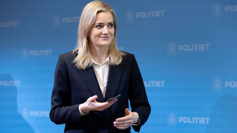 Justis- og beredskapsminister Emilie Enger Mehl har fått nye appanbefalinger fra NSM.