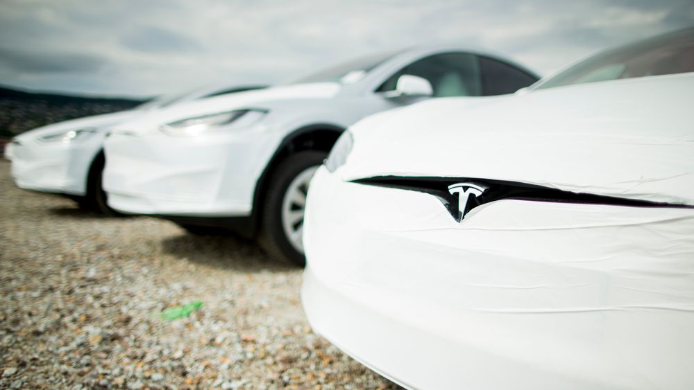 Tesla er det mest populære bilmerket både fi ørste kvartal og i mars som enkeltmåned.