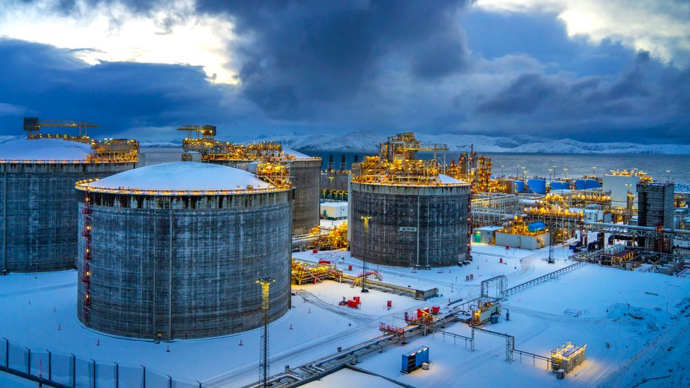 Equinors anlegg på Melkøya utenfor Hammerfest skal elektrifiseres. Nå står striden om hvordan det skal skje.
