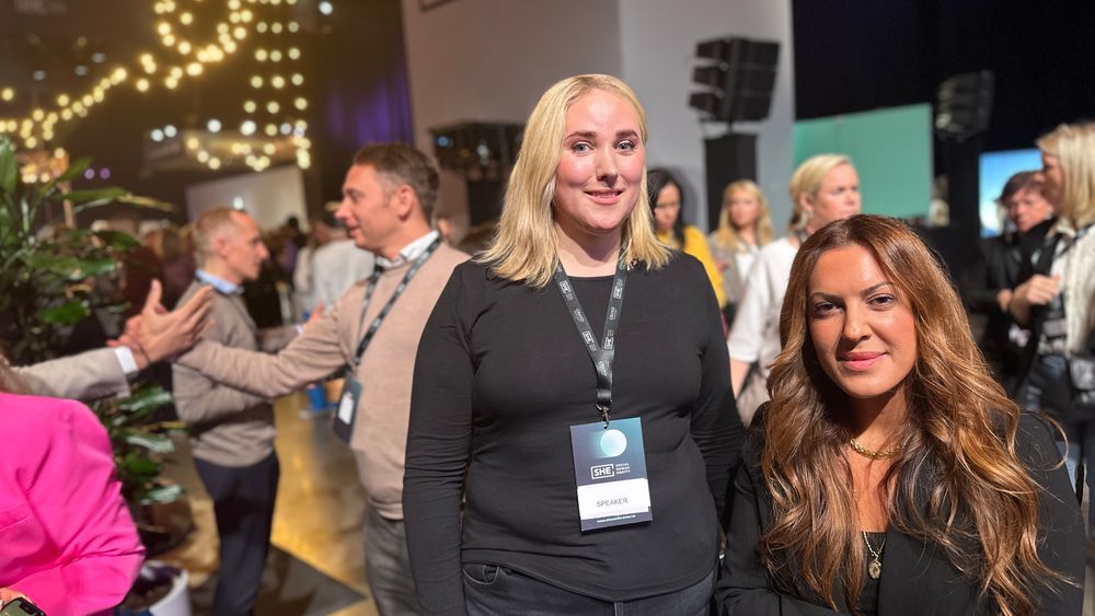 Transperson, «agency director» og «LHBT+ lead» Miriam Hardarson og «manager for IT strategy, advisory og sourcing» Mahsa Shams, begge fra Sopra Steria, mener det er viktig med større mangfold i IT-bransjen.