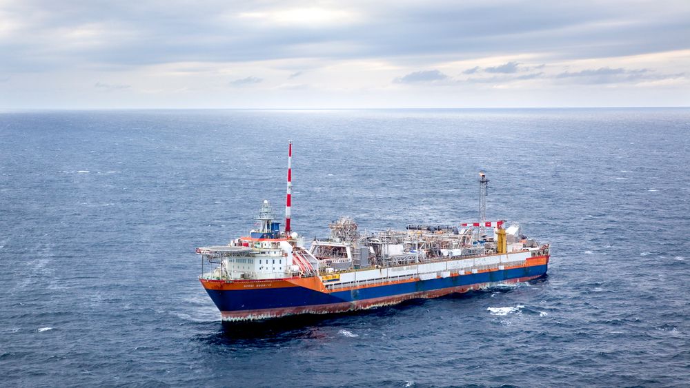 Gasslekkasje ført til at alarmen gikk to ganger i løpet av tolv timer og ansatte måtte mønstres til livbåtene på Norneskipet mandag.