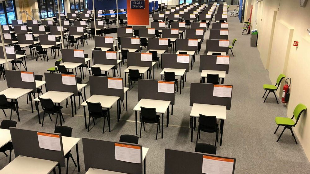– Når det kommer et slikt nytt og kraftfullt verktøy som Chat GPT, vil ryggmargsrefleksen gjerne være at da må man kjøre skoleeksamener i stedet for hjemmeeksamener, sier rådgiver Rasmus Grønbæk Jensen ved NTNUs eksamenskontor.