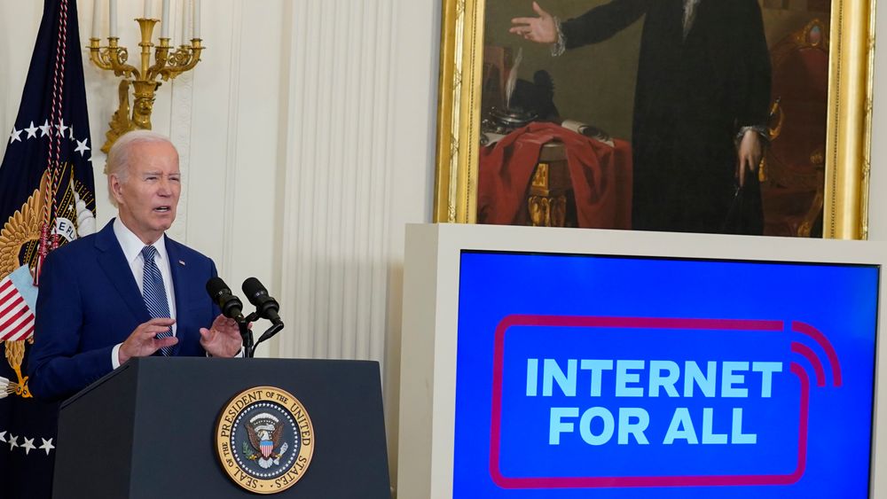 President Jo Biden i USA sier raskt bredbånd er en nødvendighet og lover at ingen skal bli hengende etter. 