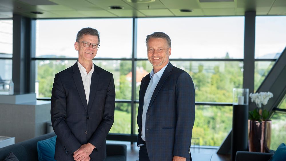 Petter-Børre Furberg bytter jobb med Jørgen C. Arentz Rostrup. Furberg blir ny Asia-sjef og Rostrup tar over ledelsen for Telenor Norden. 