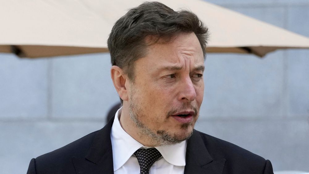  Elon Musk vurderer å gjøre X til en betalt tjeneste.