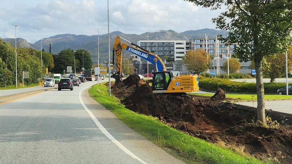 Deler av arbeidet med Bussveien i Stavangerveien i Sandnes ble stanset i forrige uke.