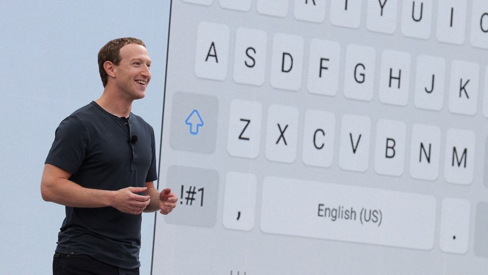 Facebook-eier Meta og sjefen Mark Zuckerberg forbyr produksjon av politisk reklame med selskapets reklameverktøy som bruker kunstig intelligens, melder Reuters.