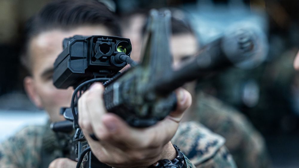 Soldater drar til Midtøsten med smart sikte på geværet