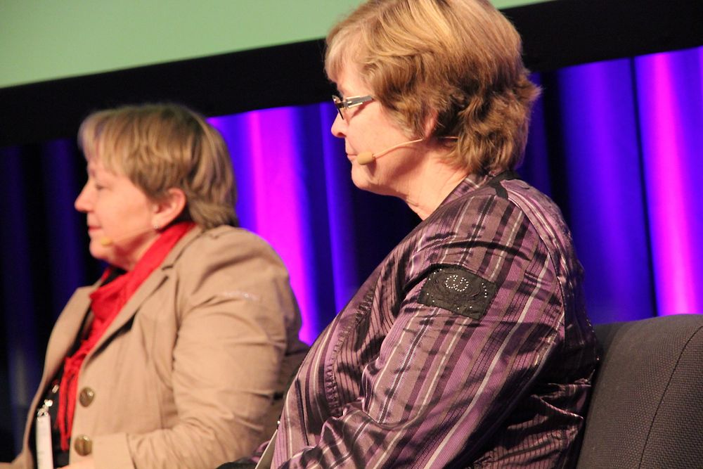Tekna-president Marianne Harg og Siintefs konsernsjef Unni Steiinsmo deltok i paneldebatt under Lerchendalkonferansen. 