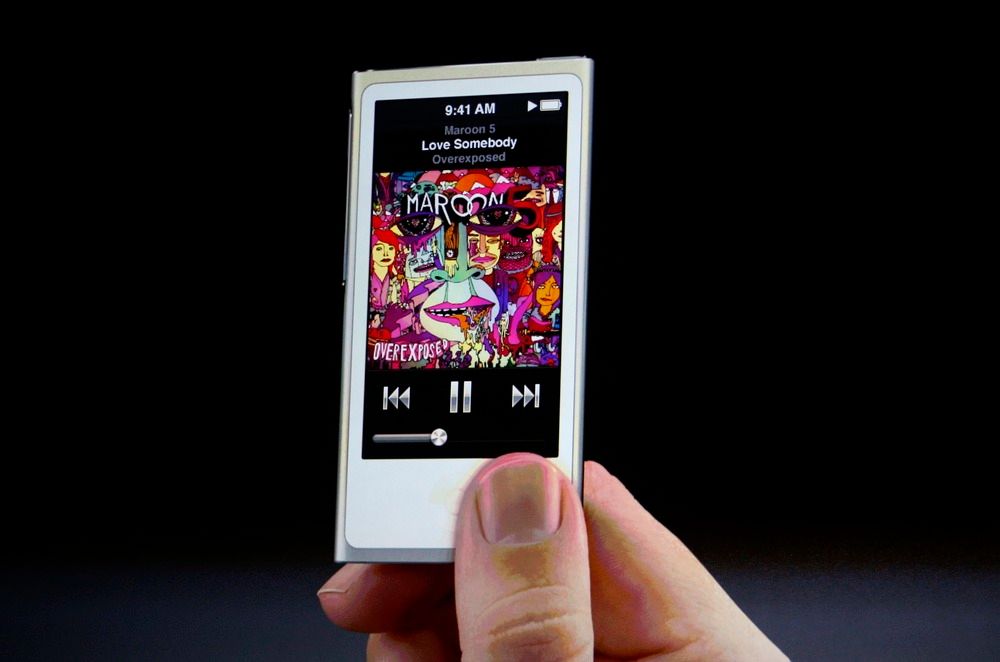 Nye iPod nano får en 2,5-tommers skjerm og en ny hjem-knapp. 