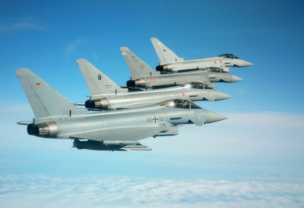 Eurofighters fire medlemsland representert i hver sin Typhoon: Tyskland (nærmest), Italia, Spania og Storbritannia.