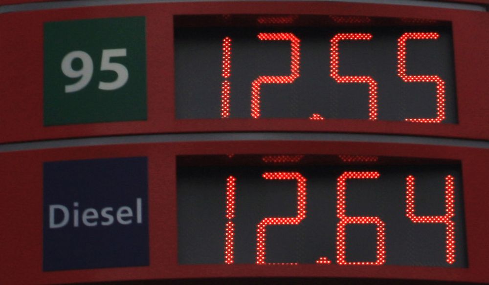 Mars 2008: For første gang er diesel dyrerer enn bensin. Statoil-stasjon på Majorstua, Oslo 14. mars 2008.
