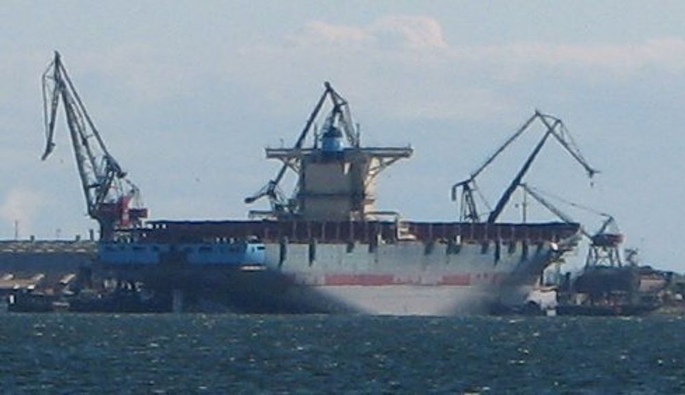 SISTE STORE: Verdens største containerskip, Emma Maersk, ble ferdig i 2006 og kan være det siste kjempeskipet som bygges i Danmark. Dersom A.P. Møller-Mærsk kaster inn håndkleet etter 91 år som eiere av Odense Stålskibsverft, vil 2.700 stå uten arbeid.