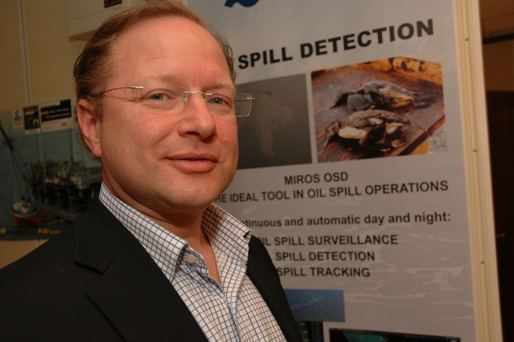 NY TEKNOLOGI: Miros AS benytter sin bølgeradarteknologi til å detektere oljesøl. - Med ny teknologi åpner vi for nye anvendelser og nye markeder, sier administrerende direktør Erik Sandsdalen.