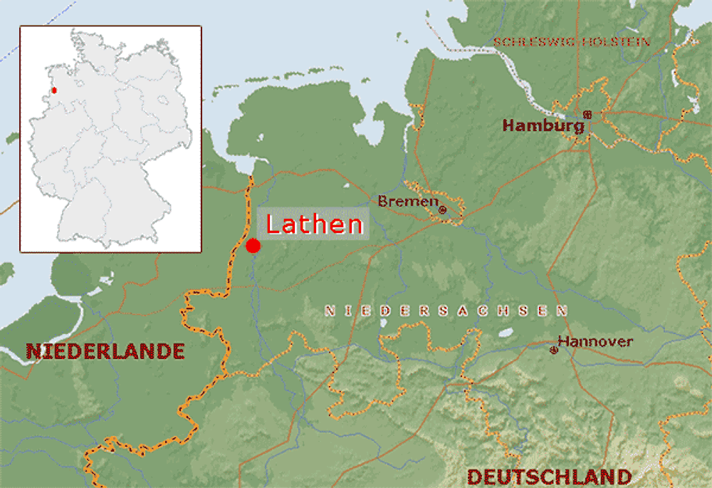 ULYKKESSTED: Svevetoget kolliderte med en anleggsvogn ved byen Lathen i Nord.vest-Tyskland fredag formiddag.