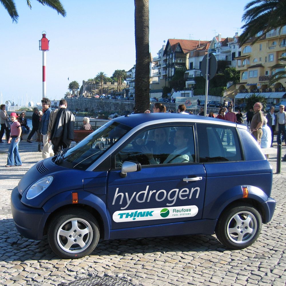 Think tenker enda mer miljø. Etterspørselen etter kombibilen som bruker vanlige batterier til framdrift og hydrogen til å lade batteriene igjen ved hjelp av brenselcelle, kommer til å øke i Stavanger-traktene. Rekkevidden blir på 240 kilometer.