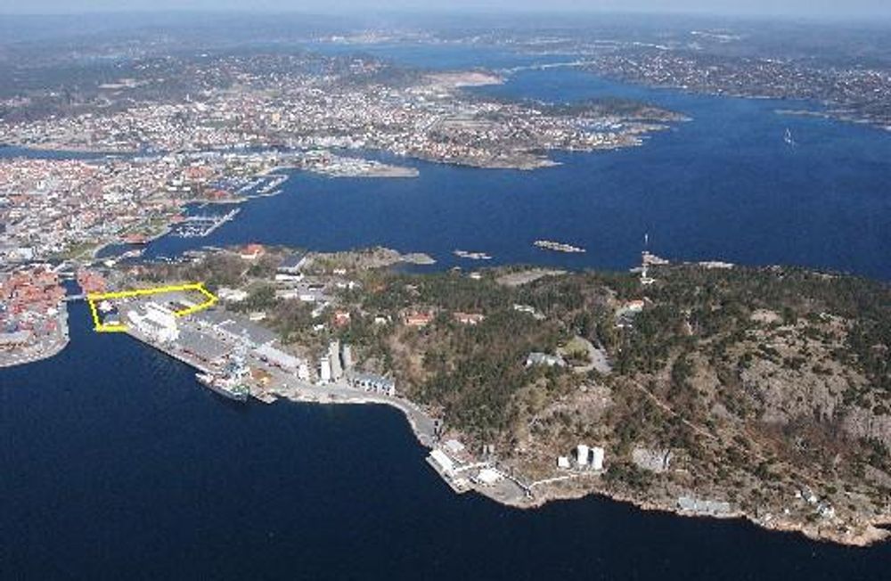 Det nye teater- og kosnerthuset skal plassers på Silokaia på Odderøyas vestside - markert med gult. Foto: Kristiansand kommune