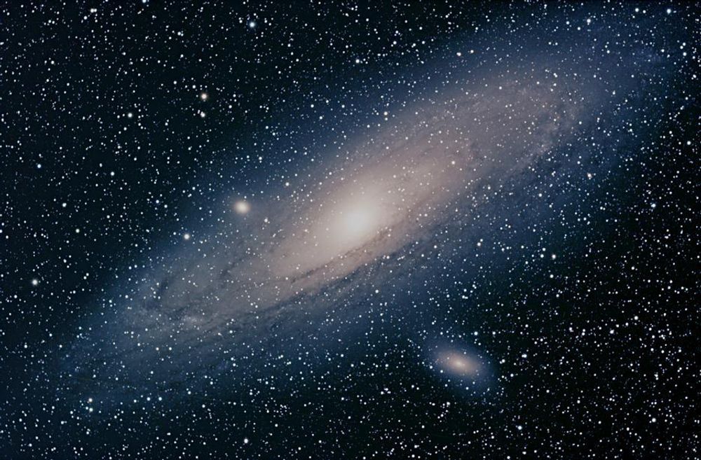 MED EGET KAMERA: Med det rette utstyret kan også du ta fine bilder av Andromedagalaksen