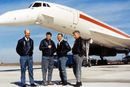 Testlflygerne og ingeniørene Andre Turcat (f.v), Jean Guignard, Henri Perrier og Michel Retif påToulouse-Blagnac med Concord-flyet som fløy første gang 2. mars 1969.