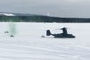 CV-22 Osprey på øvelse i Norge der det blant annet et nytt system for å laste på og av snøskutere ble testet.