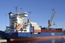 Norge og Europa: NCL Svelgen er ett av i alt 4 skip som North Sea Container Line Har leid inn til å gå rute mellom de store containerhavnene i Nord Europa og mindre havner langs Norskekysten. (Foto: Thomas Førde)