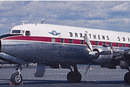 DC-6B fra Braathens SAFE. Det er dette fargeskjemaet det skal lakkeres om til.
