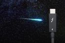 Én Thunderbolt 4-kabel kan erstatte både USB-kabler og Displayport-kabler, og er merket på denne måten. 