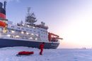 Forskningsskipet Polarstern på Mosaic-toktet som startet i Tromsø for over ett år siden, og som nå avsluttes ved ankomst Bremerhafen mandag.