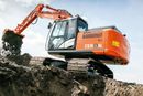 Nasta i Larvik bygger om gravemaskiner fra diesel til elektrisk drift.
