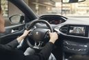 Peugeot erstatter midlertidig det digitale dashbordet i sin 308-modell med et analogt på grunn av mangel på mikrobrikker.