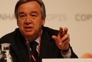 FNs generalsekretær António Guterres ber verdens land slutte å lete etter mer kull, olje og gass.
