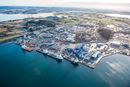 Norsea er eneste norske parter i konsortiet som skal bygge ut Norges første havvindpark. Konsernsjef John Stangeland deltok fredag på kontraktssigneringen i regjeringens representasjonsbolig. 