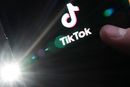Den kinesiskutviklede appen Tiktok skal innen 30 dager være fjernet fra enheter som tilhører regjeringskontorene i USA, har Det hvite hus bestemt.