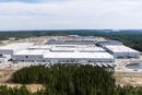 Slik så Northvolts fabrikkanlegg i Skellefteå ut sommeren 2023. Her ansettes 100 nye personer hver uke. 
