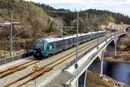Mandag ettermiddag ble Vestfoldbanen stengt mellom Larvik og Porsgrunn på grunn av manglende brukstillatelse. 