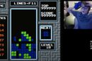 Dette videobildet viser reaksjonen til 13 år gamle Willis Gibson idet han innser at han har fått Tetris-spillet til å bryte sammen og dermed har blitt den første som beseirer det klassiske dataspillet.