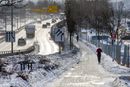 OSLO 20240124
Glatte veier og fortau på Grefsen/ Storo i Oslo.
Is
Våt veibane
Løping langs vei vinterstid
Foto: Arash A. Nejad