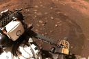 Roveren Perseverance tar sine første rullende «skritt» på Mars 4. mars 2021.