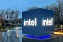 Intel går vanskeligere tider i møte, og nå går selskapet til drastiske skritt for å forsøke å gjenreise seg.