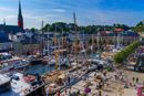 Med Kongsberg Agenda rett før sommerferien og Arendalsuka rett etter sommerferien blir det julekveldstemning både i slutten av juni og starten av august, skriver TUs teknologiredaktør Jan Moberg. Bildet er fra Pollen under Arendalsuka 2022. 