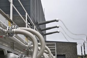 Stabiliserer: Ved et lynnedslag i sommer ga den nye Skagerrak 4-stasjonen reaktiv effekt som bidro til å stabilisere kraftsystemet.