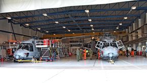 Tre NH90-helikoptre i hangaren på Bardufoss. <i>Foto: Luftforsvaret</i>