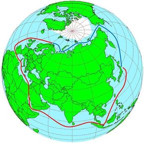 Svekker skrogHalvparten: Nordøstpassasjen kan i mange sammenhenger være nesten halvparten så langt som å seile gjennom Suez fra nordlige del av Europa til Østen. Fra Bergen til Yokohoma i Japan, er det nøyaktig halvparten, 6.000 mot 12.000 nautiske mil.