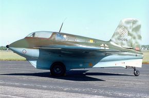 Me 163 var kanskje det farligste flyet i andre verdenskrig. Brown er én av få som fløy rakettflyet med drivstoff og som kunne fortelle om det etterpå.